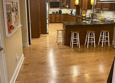 LAMINATE​ FLOORING CONTRACTOR